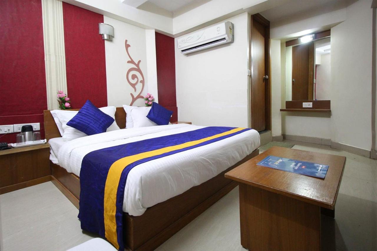 Hotel Campus Ahmedabad Exterior photo